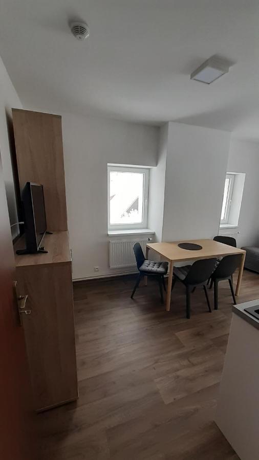 Apartmany Radost Kovarska Luaran gambar
