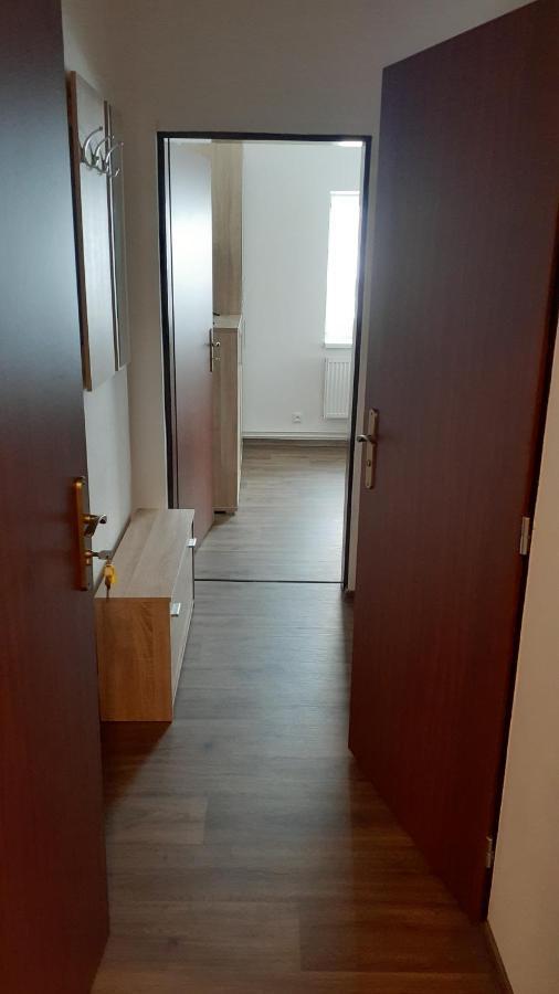 Apartmany Radost Kovarska Luaran gambar