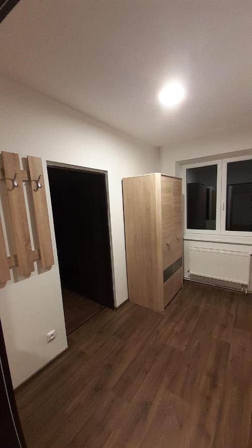 Apartmany Radost Kovarska Luaran gambar