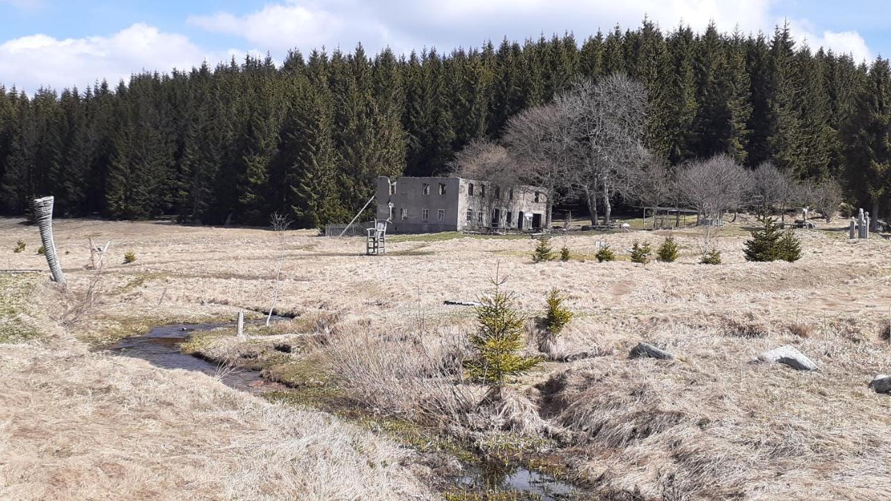 Apartmany Radost Kovarska Luaran gambar